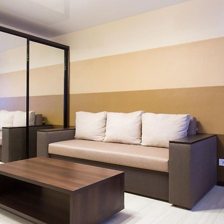 Luxury One Bedrooms 23 August คาร์คิฟ ภายนอก รูปภาพ