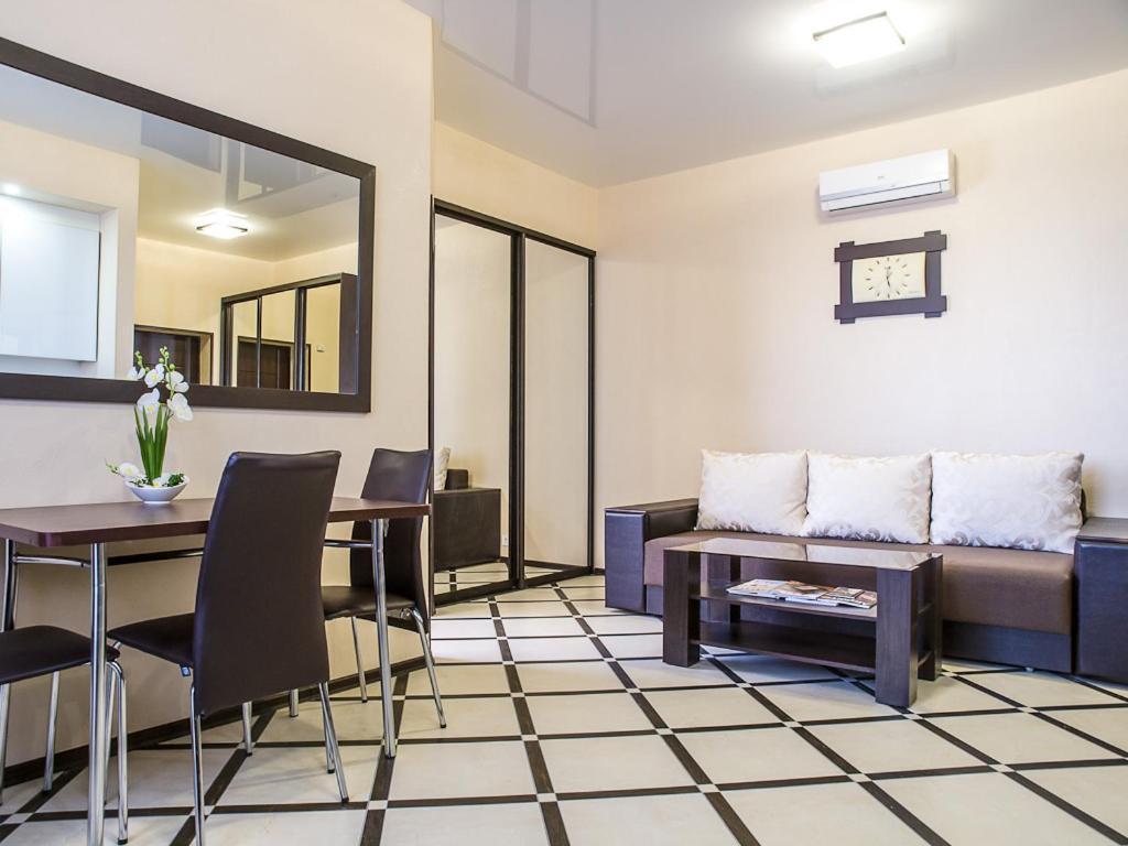 Luxury One Bedrooms 23 August คาร์คิฟ ภายนอก รูปภาพ