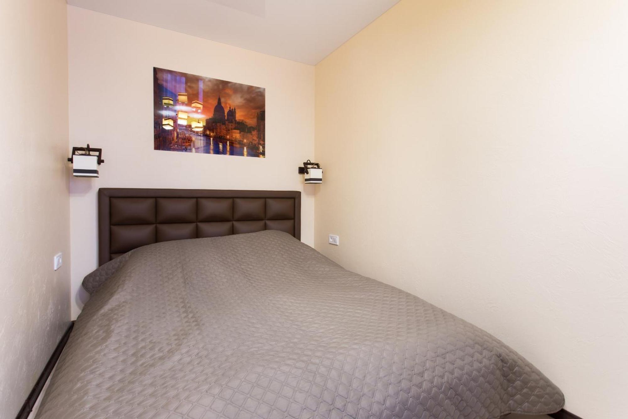 Luxury One Bedrooms 23 August คาร์คิฟ ภายนอก รูปภาพ