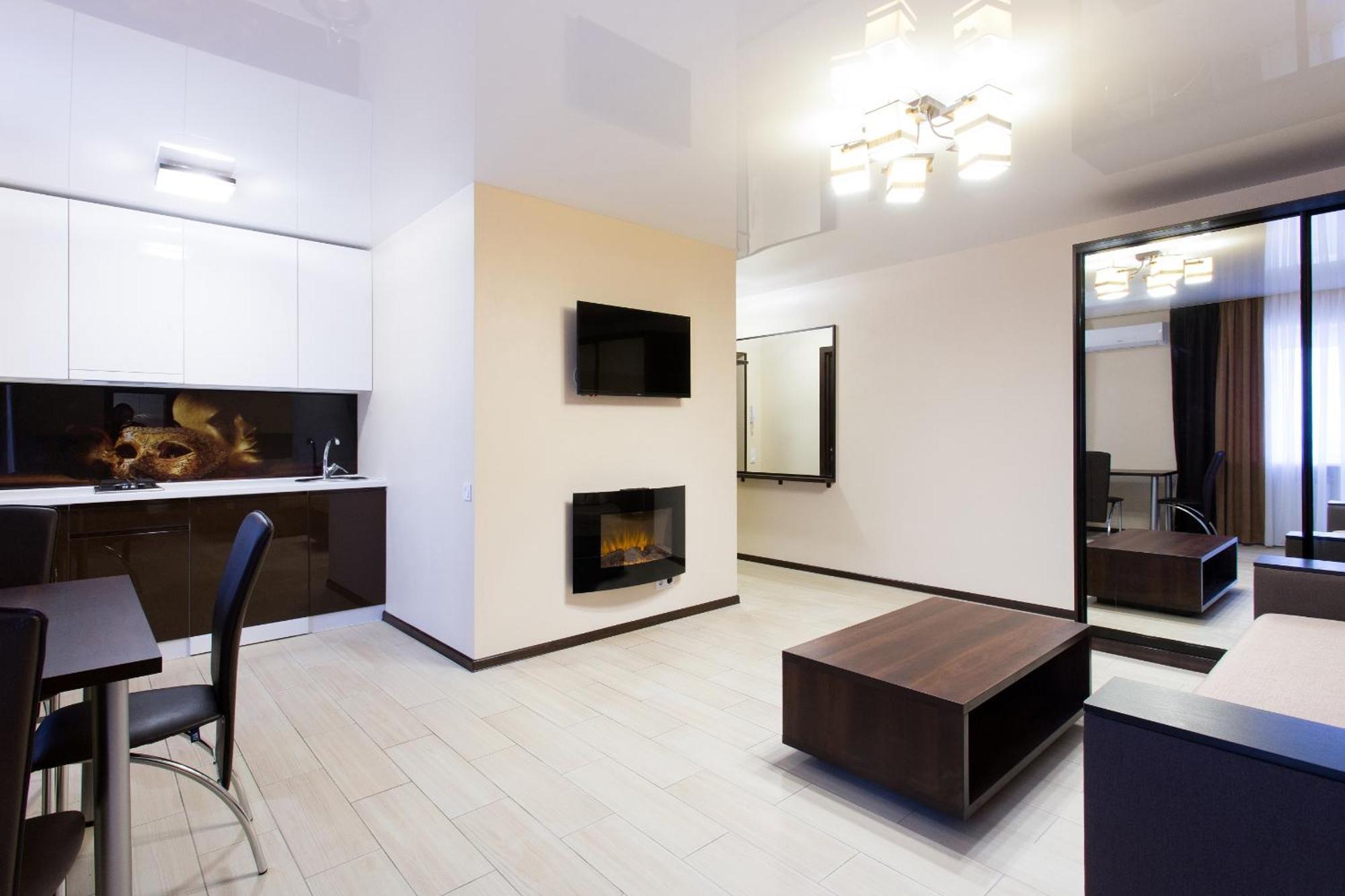 Luxury One Bedrooms 23 August คาร์คิฟ ภายนอก รูปภาพ